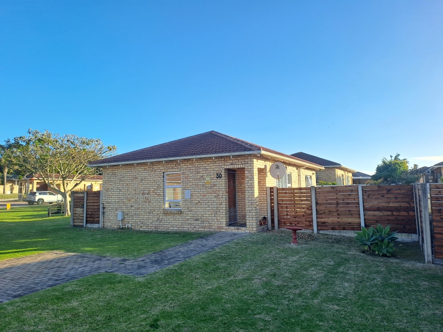 To Let 2 Bedroom Property for Rent in Lorraine Eastern Cape